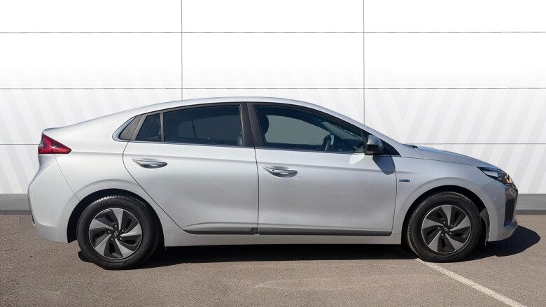 Hyundai IONIQ 1.6 GDi Hybrid Premium SE 5dr DCT Hybrid Hatchback